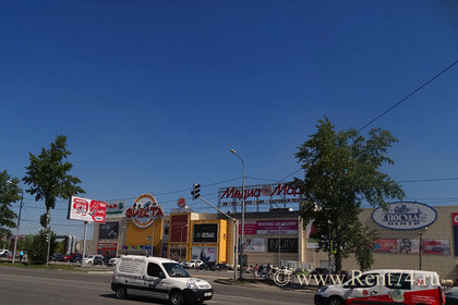 ТРК Фиеста в Челябинске - вид с ул. Молодогвардейцев