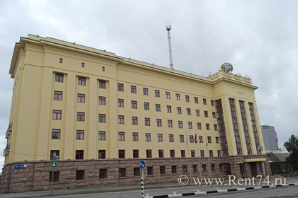 Здание Челябинвестбанка на площади Революции в Челябинске