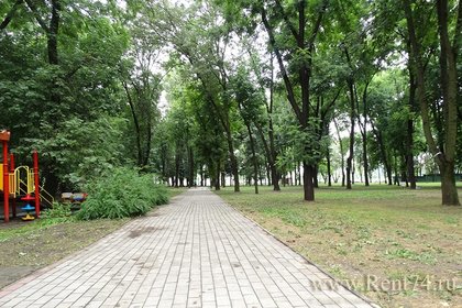 Прогулка в парке 30-летия Победы в Краснодаре